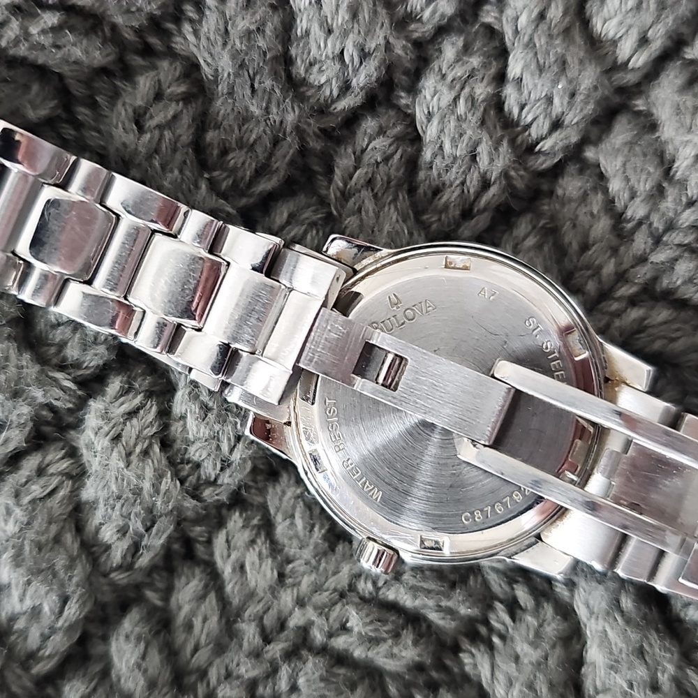 Bulova watch - Picture 2 of 3